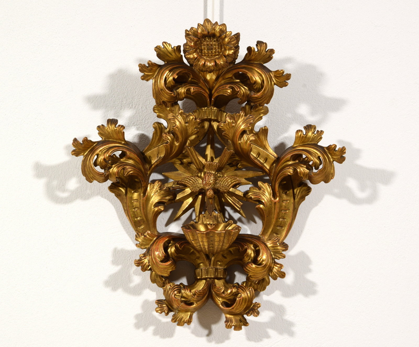 Carved and gilded wooden frame, Tuscany, late 18th/early 19th century